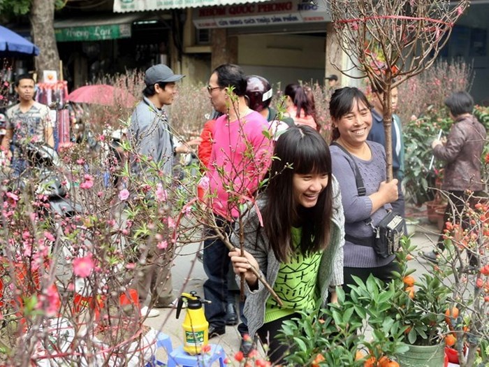 Chợ hoa Hàng Lược (Ảnh: Phạm Kiên/TTXVN)